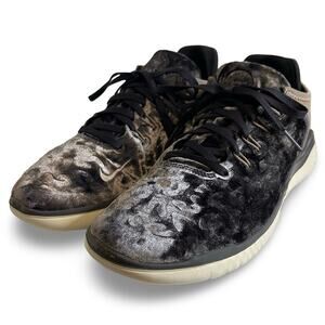 Nike Free RN 18 Athletic Shoes Women's Size 9 Gym Running‎ Workout Walking Jog